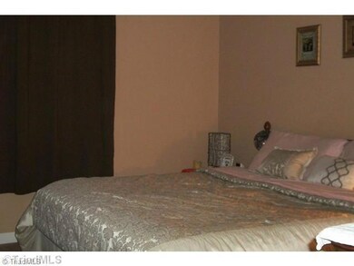 1st Bedroom.