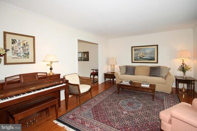 7196 Duck Ct, Springfield, VA 22152 - photo 3