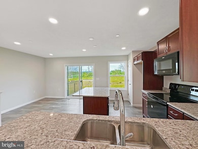 142 Highpoint Park Dr, Pleasant Gap, PA 16823 - photo 7