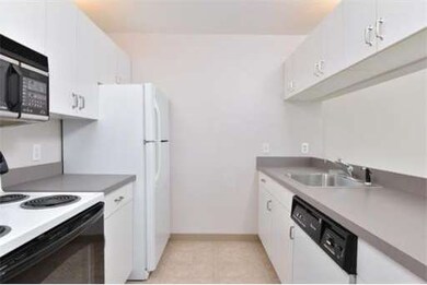 The Montclair Condominiums unit 206, Quincy, MA 02171 - photo 2