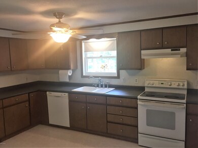 25 Cadwell Rd, Pittsfield, MA 01201 - photo 7