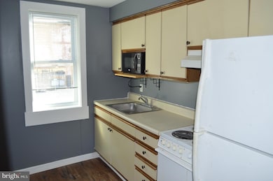 1704 Thames St unit 2, Baltimore, MD 21231 - photo 4