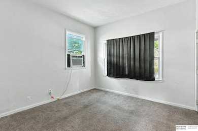 914 N 40th St, Omaha, NE 68131 - photo 3