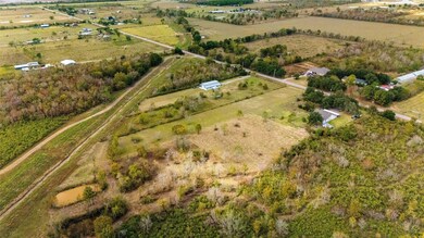 1824 County Road 382, Rosharon, TX 77583 - photo 6