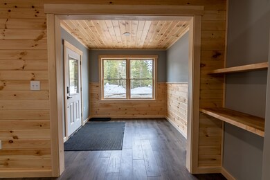 Entrance/ Mud Room
