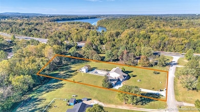 1415 Clear Creek Dr, Springdale, AR 72764 - photo 5