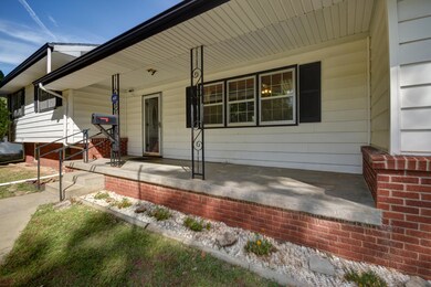 2050 S Linden-36