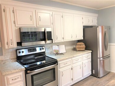 1215 Plum St unit 6, Statesville, NC 28677 - photo 2