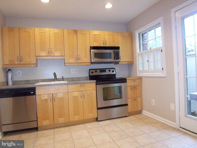 8355 Forrester Blvd, Springfield, VA 22152 - photo 2