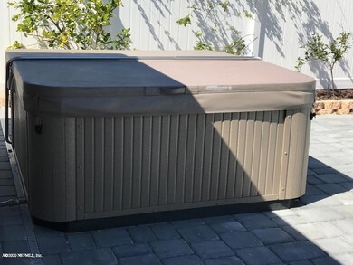 8143 Veracruz Dr, Jacksonville, FL 32211 - photo 7