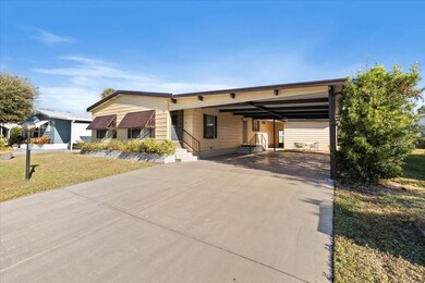 8308 Princess Ct, Palmetto, FL 34221 - photo 2