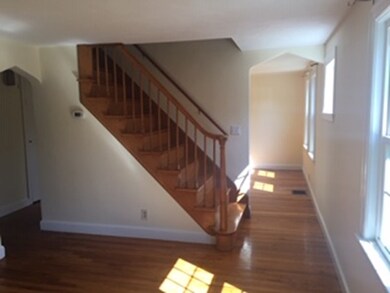 120 Russell Rd unit 1, West Newton, MA 02465 - photo 4