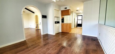 5606 Arncliffe Dr, Houston, TX 77088 - photo 4