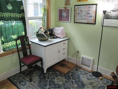 1317 N 5th St, Mankato, MN 56001 - photo 3