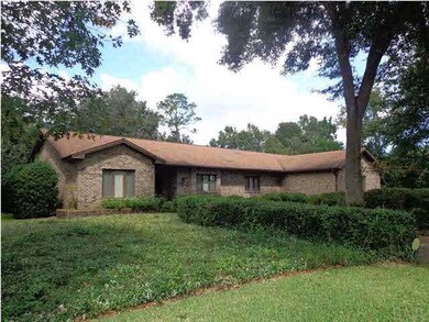 WELCOME TO 5810 ADMIRAL DOYLE ROAD