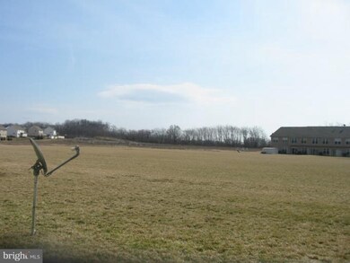 2034 Powell Dr, Chambersburg, PA 17201 - photo 5