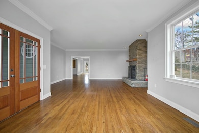 216 East Brow Road