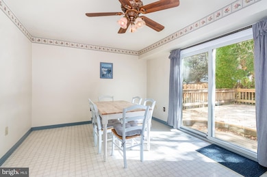 6179 Spring Knoll Dr, Harrisburg, PA 17111 - photo 7