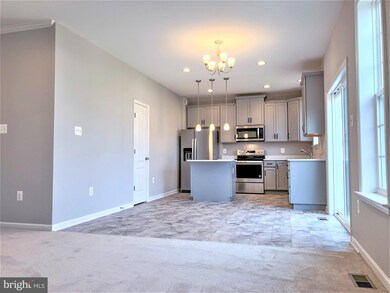 1261 Upland Dr, Fayetteville, PA 17222 - photo 3