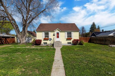1412 E Lincoln Ave, Nampa, ID 83686 - photo 2