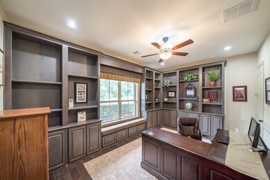 30631 Raleigh Creek Dr, Tomball, TX 77375 - photo 4