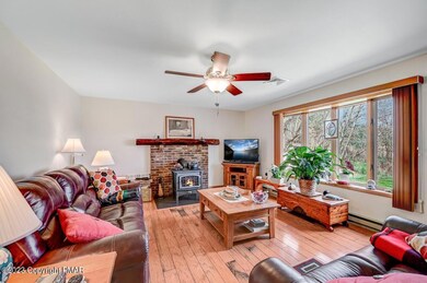 142 Wes Flo Ct, Kunkletown, PA 18058 - photo 6