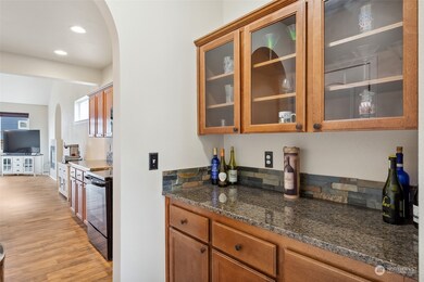 205 Hawk Ave SW, Orting, WA 98360 - photo 6