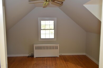 723 Riverbank Rd unit Garage Apt, Stamford, CT 06903 - photo 4