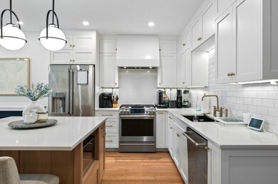 903 Beacon St unit 2, Boston, MA 02215 - photo 3