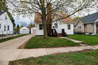 889 Arlington St NE, Grand Rapids, MI 49505 - photo 2