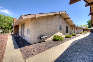 3232 N Anna St, Fresno, CA 93726 - photo 7