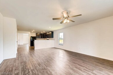 225 Mossrosse St, Fort Myers, FL 33913 - photo 3