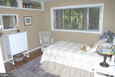 9119 Christopher St, Fairfax, VA 22031 - photo 2