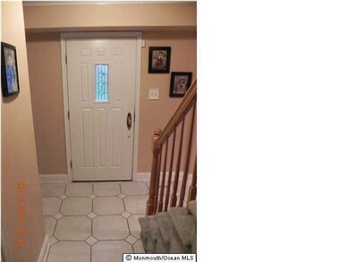 27 Mercer Ln, Manalapan, NJ 07726 - photo 2