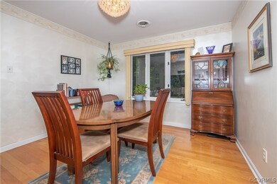 Dining room!