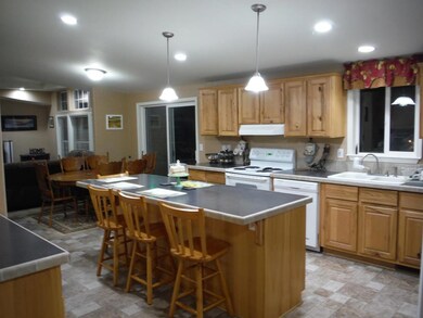 1298 W 600 N, Blackfoot, ID 83221 - photo 5