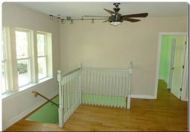 6317 N Sacramento Ave unit 1W, Chicago, IL 60659 - photo 4