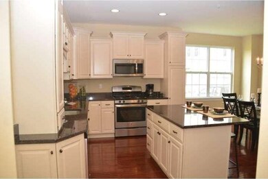 2018 Pleasant Valley Dr, Lansdale, PA 19446 - photo 3