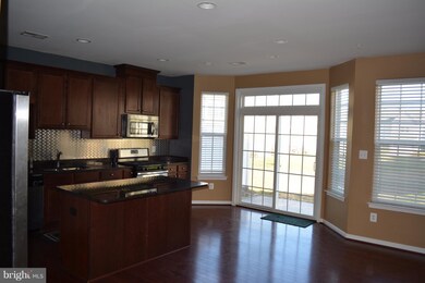 22912 Snow Leopard Dr, California, MD 20619 - photo 3