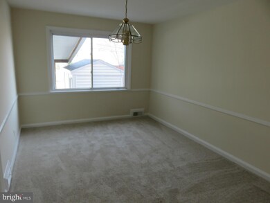 1320 Stonewood Rd, Baltimore, MD 21239 - photo 7