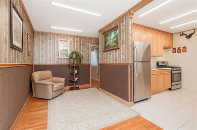 2675 E 7th St unit 4B, Brooklyn, NY 11235 - photo 2