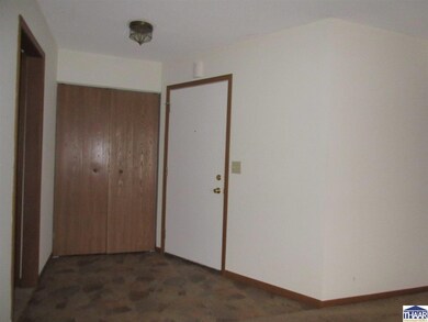 564 Buckskin Ct, Terre Haute, IN 47803 - photo 2