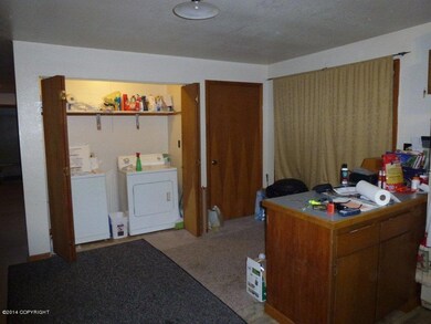 9519 W Hollywood Rd, Wasilla, AK 99623 - photo 6