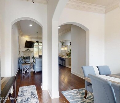 330-la-Villa-04132023_075634