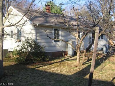 209 Mcknight St, Asheboro, NC 27203 - photo 2