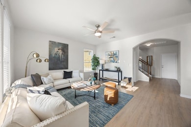 660 Tumlinson Fort Way, Round Rock, TX 78664 - photo 6