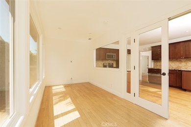 17042 Twain Ln, Huntington Beach, CA 92649 - photo 6