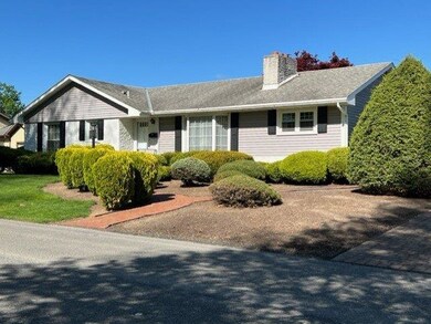 520 Charles St, Slatington, PA 18080 - photo 2