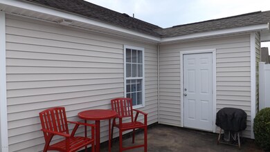 2568 Saddleback Dr unit B, Winterville, NC 28590 - photo 7