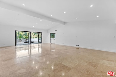 9572 Stuart Ln, Beverly Hills, CA 90210 - photo 5